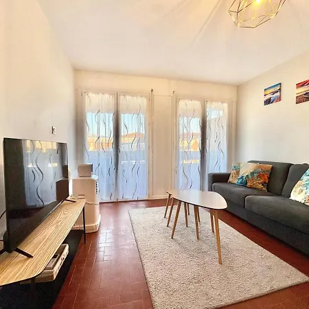 T2 Avec Balcon, Arboree, Parking Fréjus
